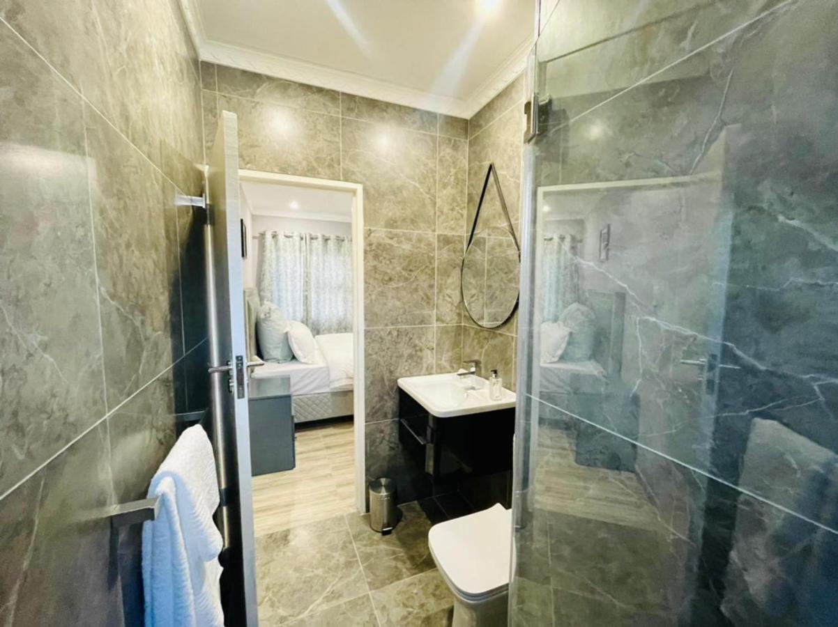 Cozier Glitz Villa Cape Town Luaran gambar