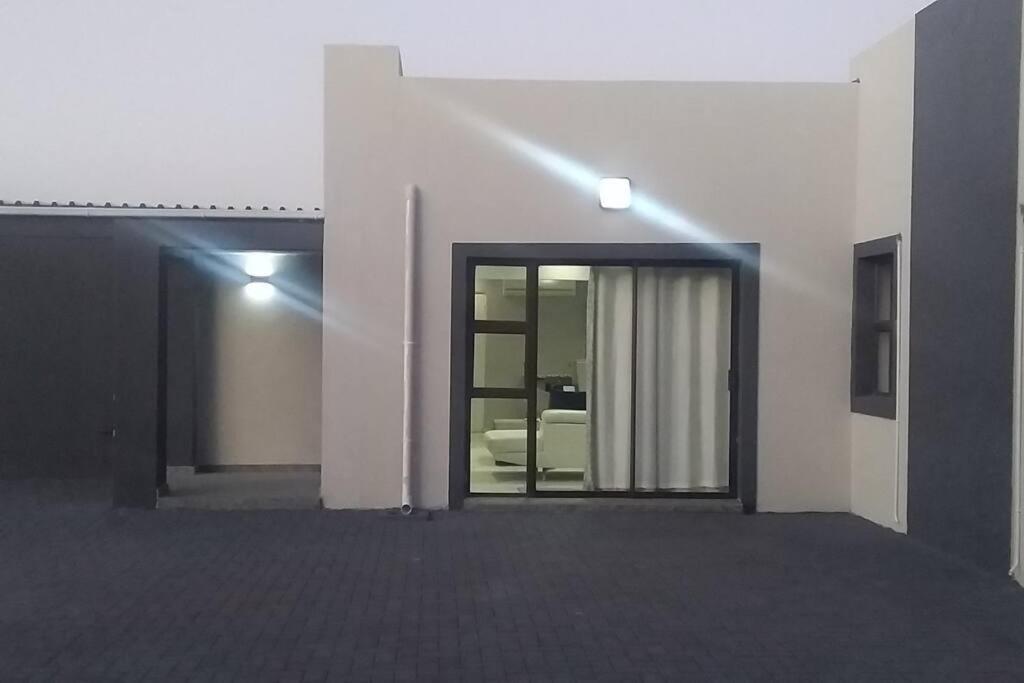 Cozier Glitz Villa Cape Town Luaran gambar
