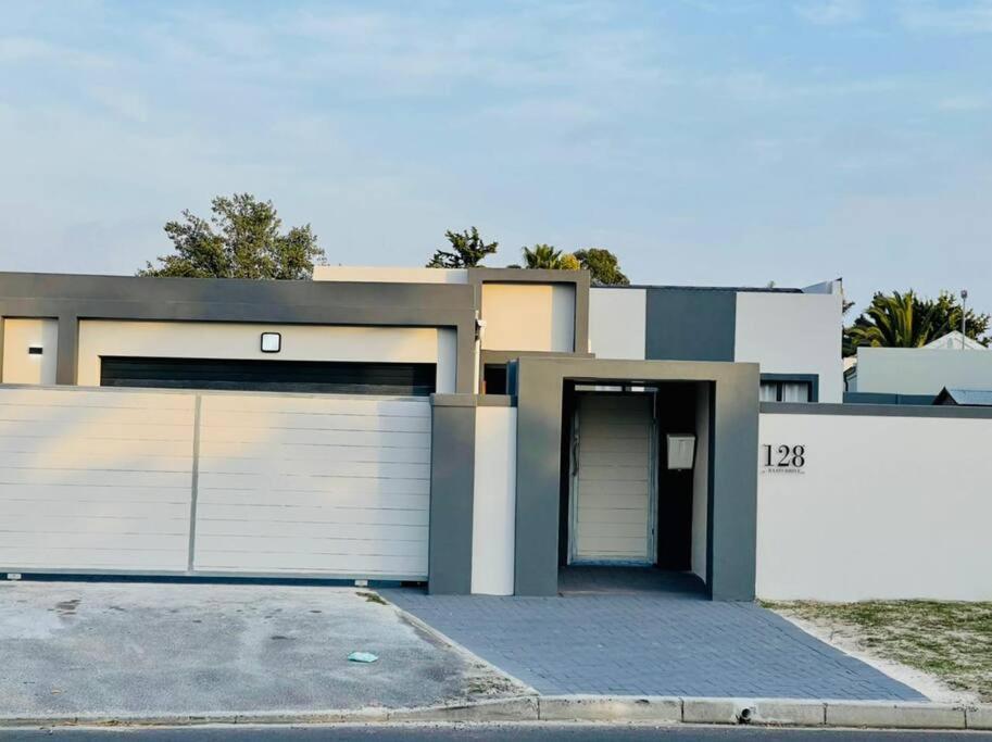 Cozier Glitz Villa Cape Town Luaran gambar