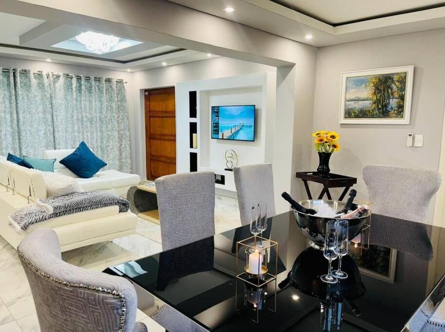 Cozier Glitz Villa Cape Town Luaran gambar